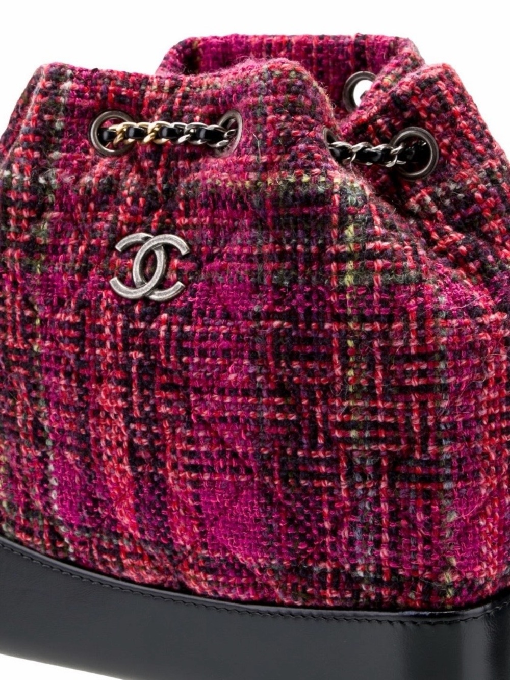 CHANEL Pink Tweed Drawstring Bucket Bag with Black Leather Base - Picture 7 of 8